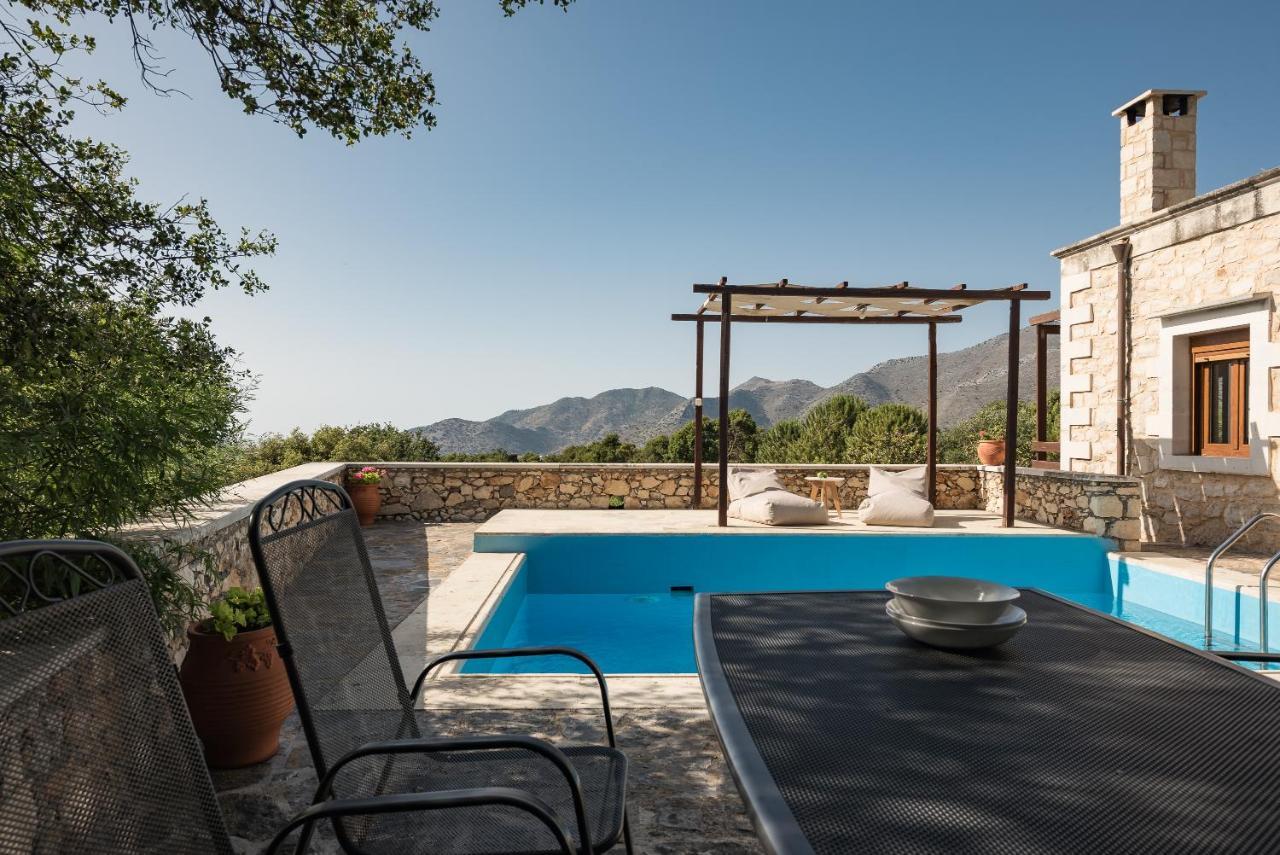 Koules Estate, With Private Pools & Bbq - Embracing Nature, By Thinkvilla Argouli Exterior photo