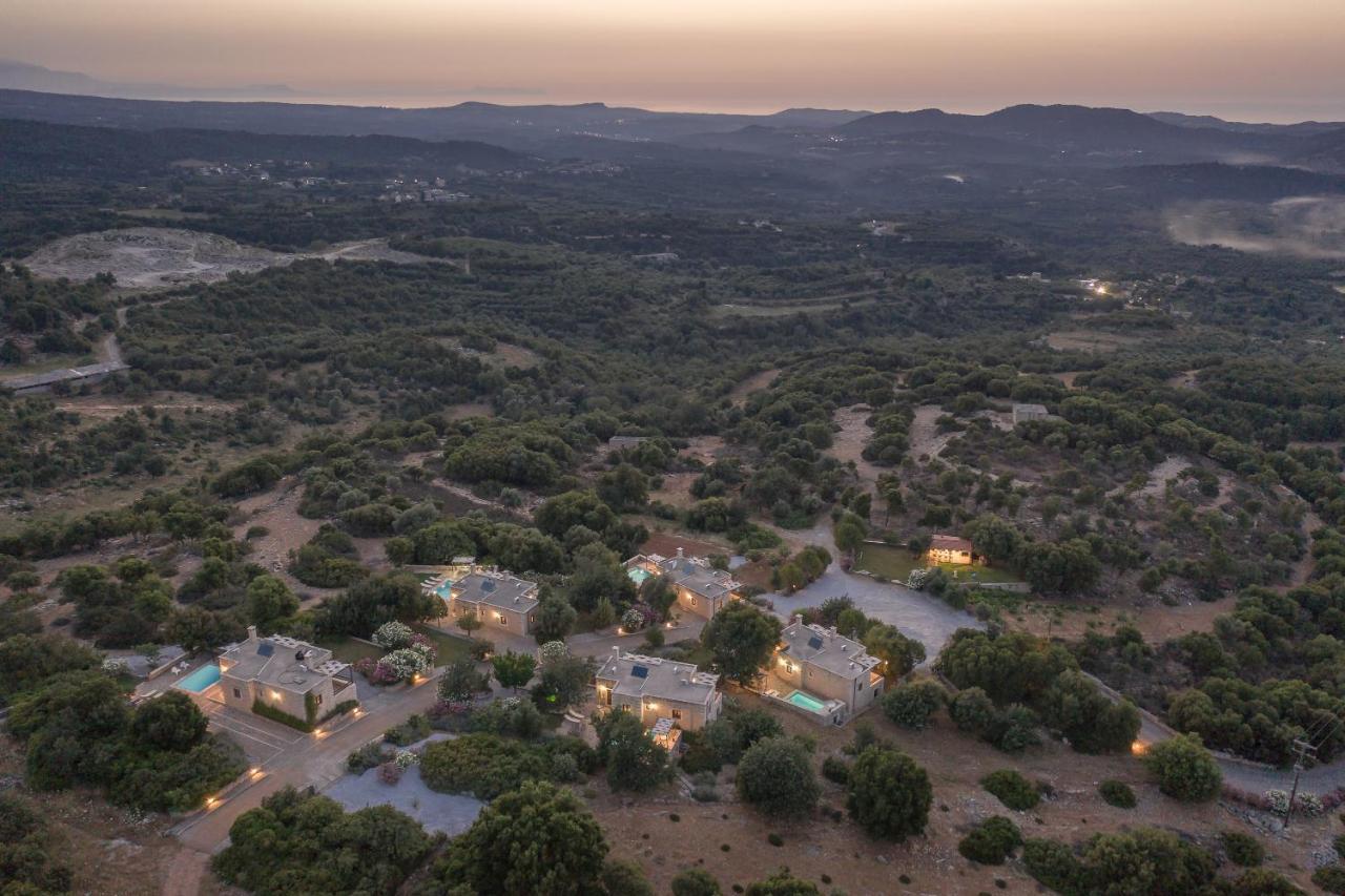 Koules Estate, With Private Pools & Bbq - Embracing Nature, By Thinkvilla Argouli Exterior photo