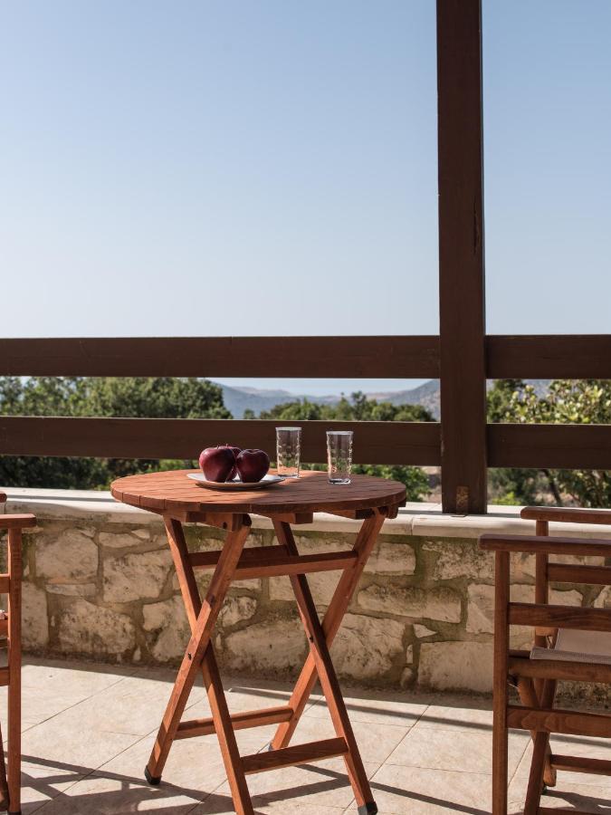Koules Estate, With Private Pools & Bbq - Embracing Nature, By Thinkvilla Argouli Exterior photo