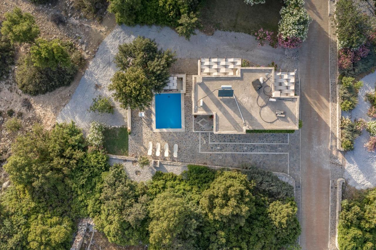 Koules Estate, With Private Pools & Bbq - Embracing Nature, By Thinkvilla Argouli Exterior photo